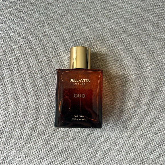 Bella Vita Other - Bella Vita Oud Parfum - White Box with Gold Text